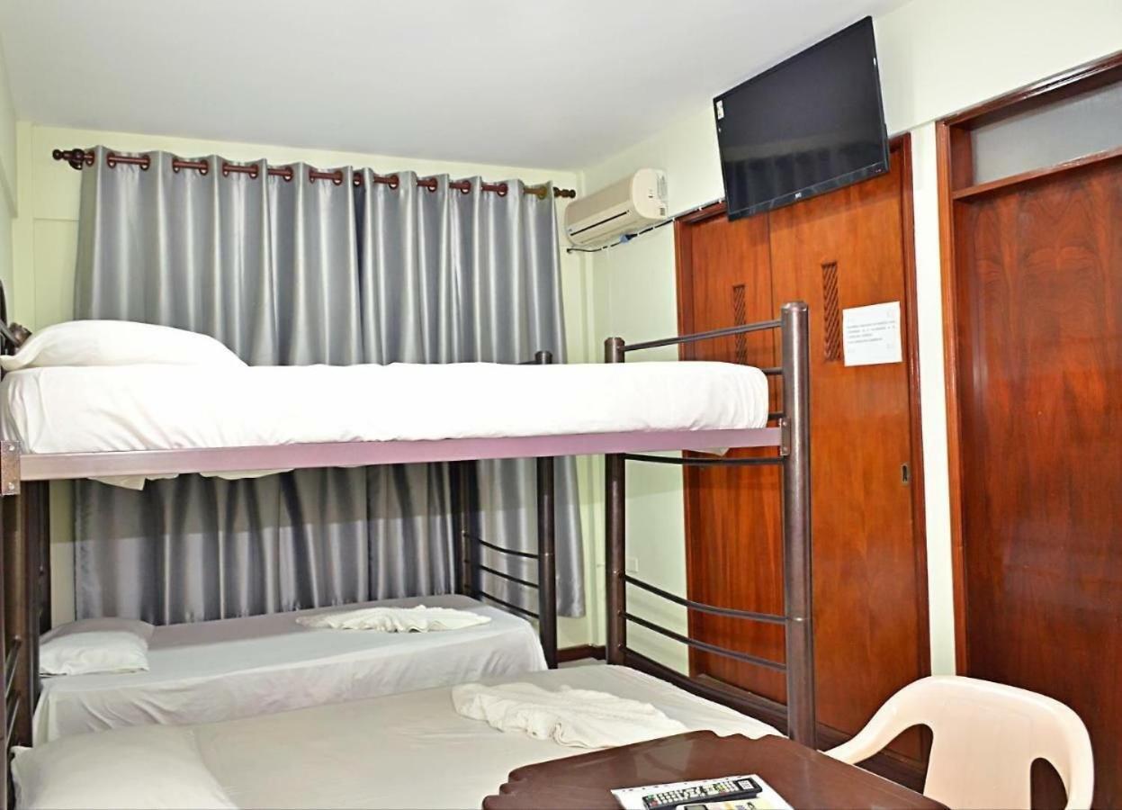 Hostal Ibiza Santa Cruz de La Sierra Exteriör bild